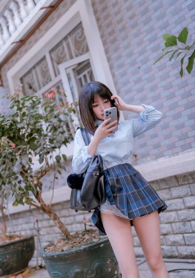 色偷偷2019免费视频观看_国产剧电影在线看