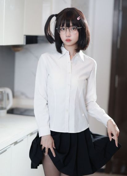 四爱小狗求姐姐疼爱小狗_720神马影院在线