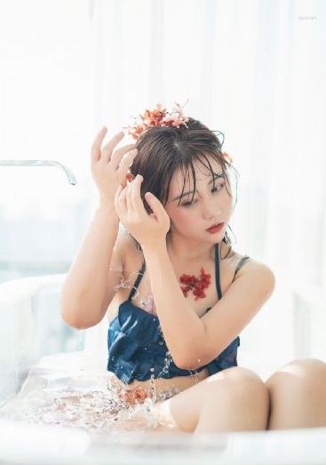 乱日乱伦女人阅读_BD英语高清在线