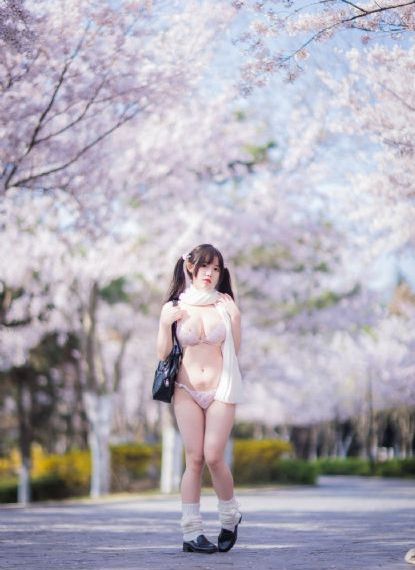 正规的黄网站色视频免费_720高清完整版