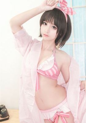 小美女在酒店被土豪玩弄_高清在线手机播放